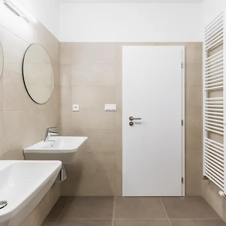 Urban Oasis Bajkalska Apartmán